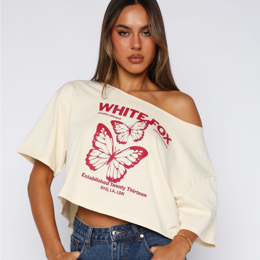 White Fox Boutique Cream Tee with Red Butterfly Design - Picture 2 of 6